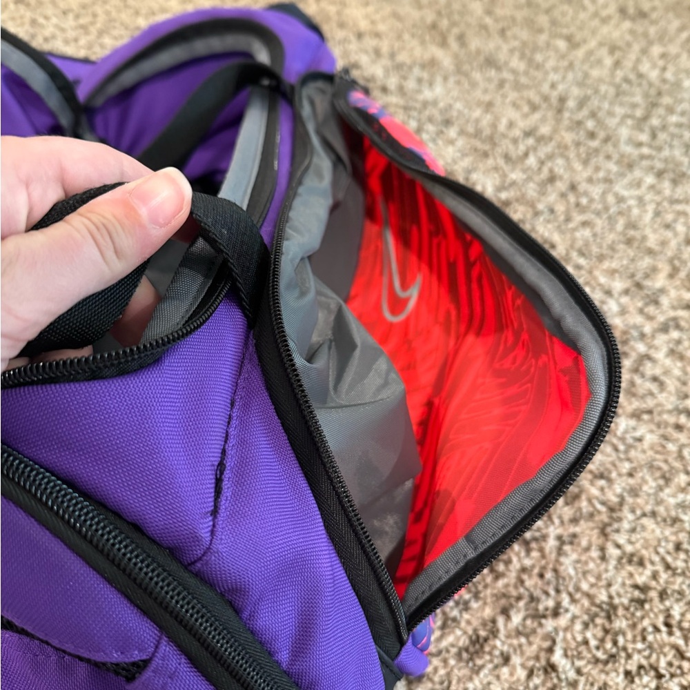 Nike Purple Sports Duffle Bag - Picture 3 of 9
